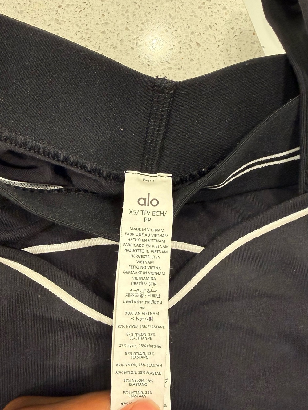 ALO Yoga Black Leggings AND sports bra with White Trim - Picture 5 of 7